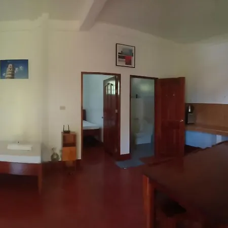 Tongatok Cliff Resort Mambajao Exterior photo