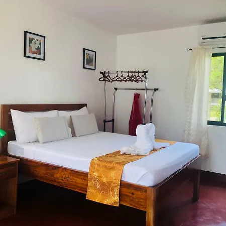 Tongatok Cliff Resort Mambajao Exterior photo