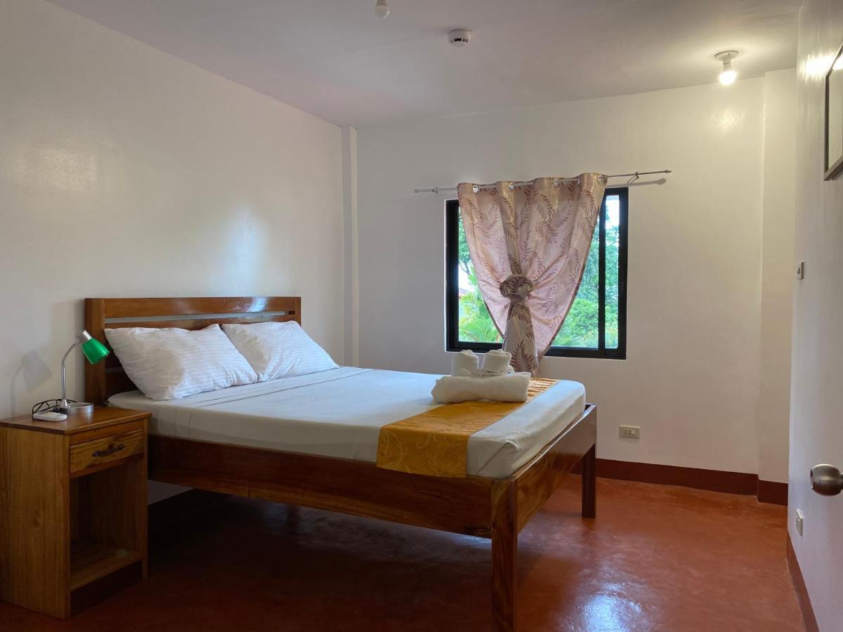 Tongatok Cliff 3*